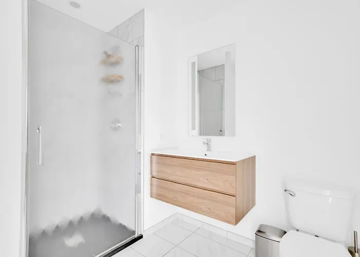 Lincoln Park W Wd Lounge Nr L Chi-608